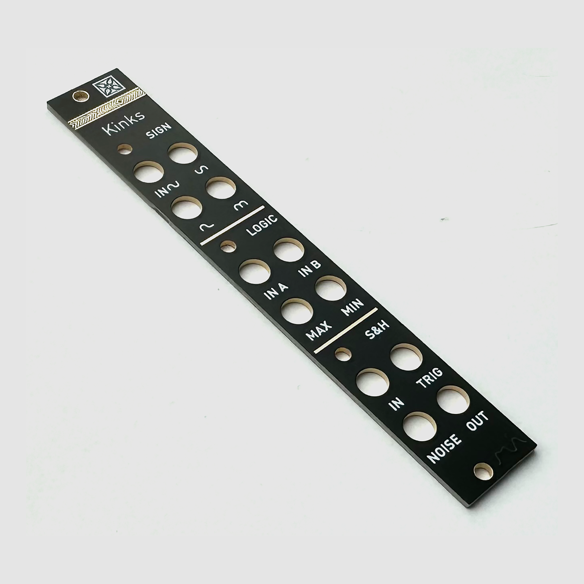Black panel for Mutable Instruments Kinks – Oddvolt - Eurorack Panels ...
